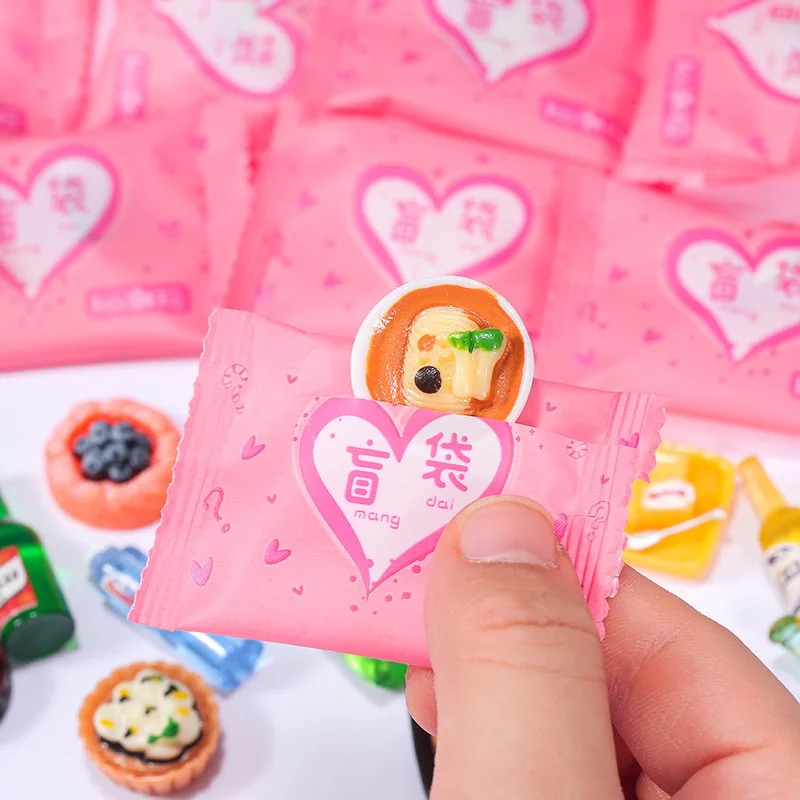 /Random Style Bag Miniature Fo - Food Day Snacks recensie en prijs