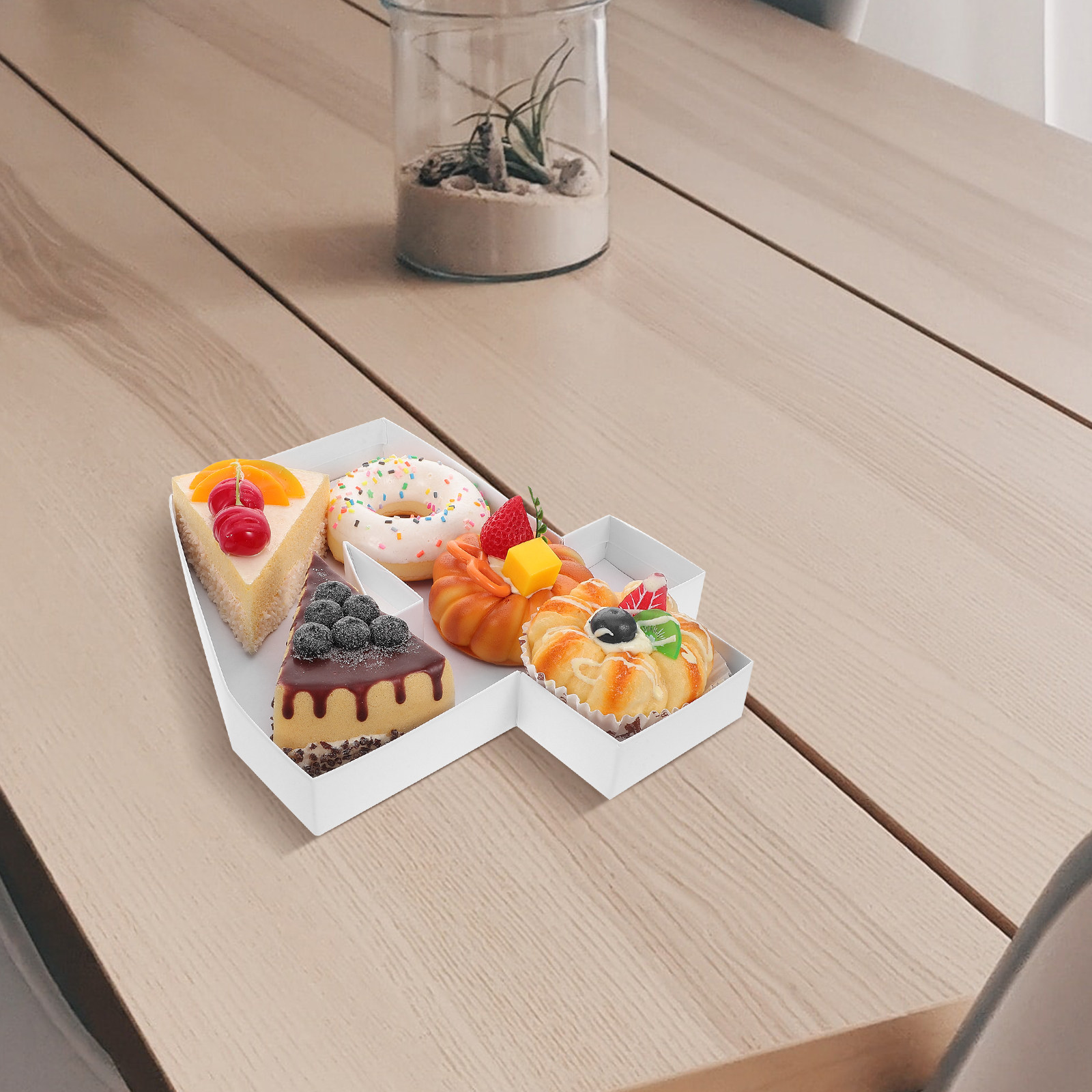 Number 4 Shaped Fillable Cardb - Food Day Snacks recensie en prijs